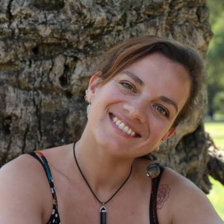 <em>Maria J.</em>